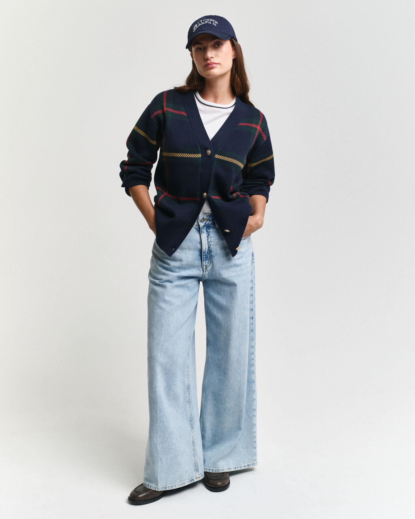 Karierte Strickjacke mit V-Ausschnitt