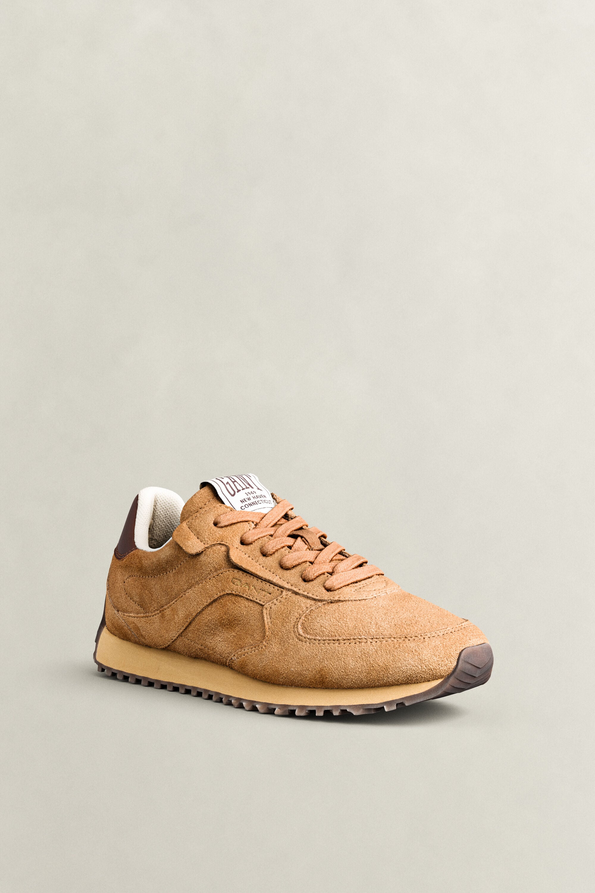 Baskets en daim Beja