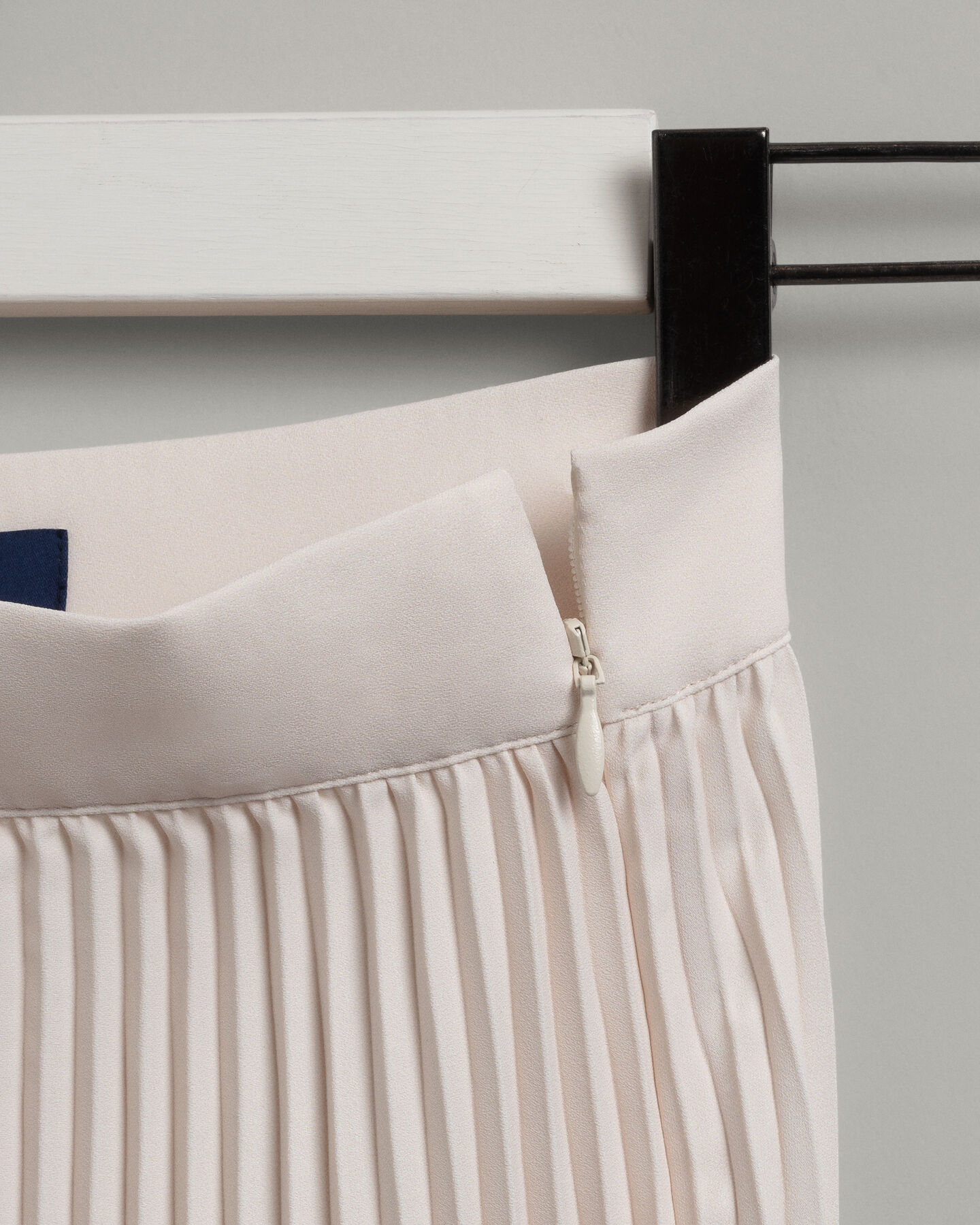 Faltenrock mit Streifen