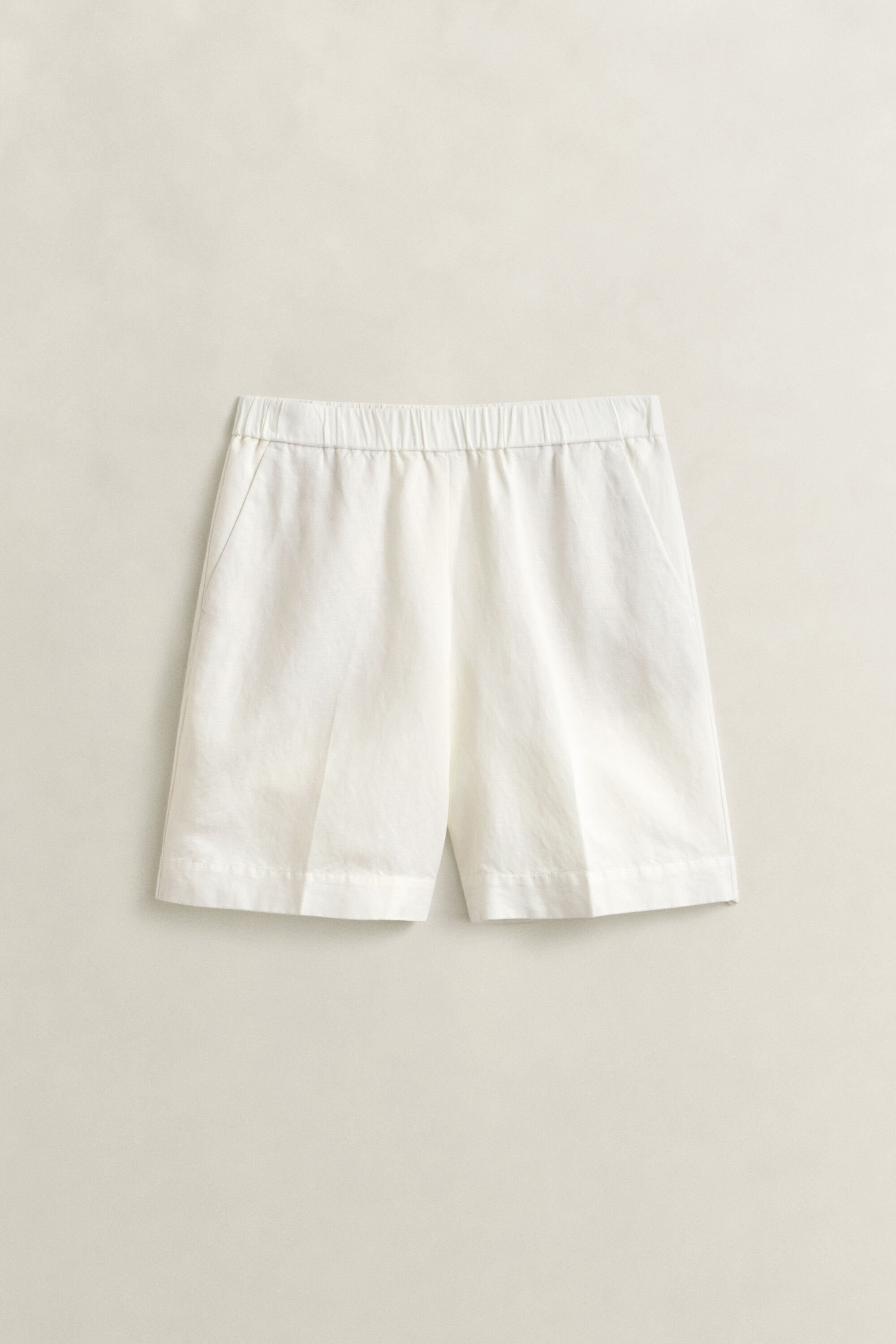 Shorts aus Leinenmix