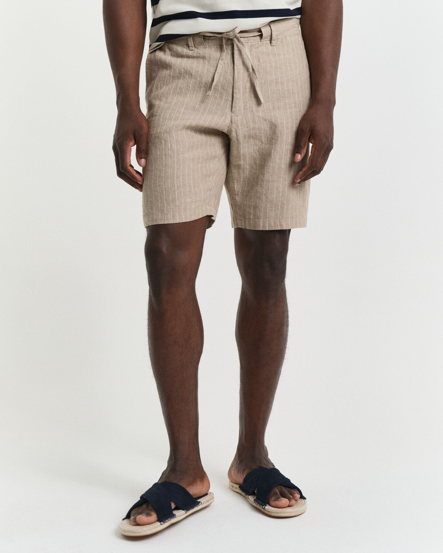 Regular Fit Pinstripe Leinen Shorts