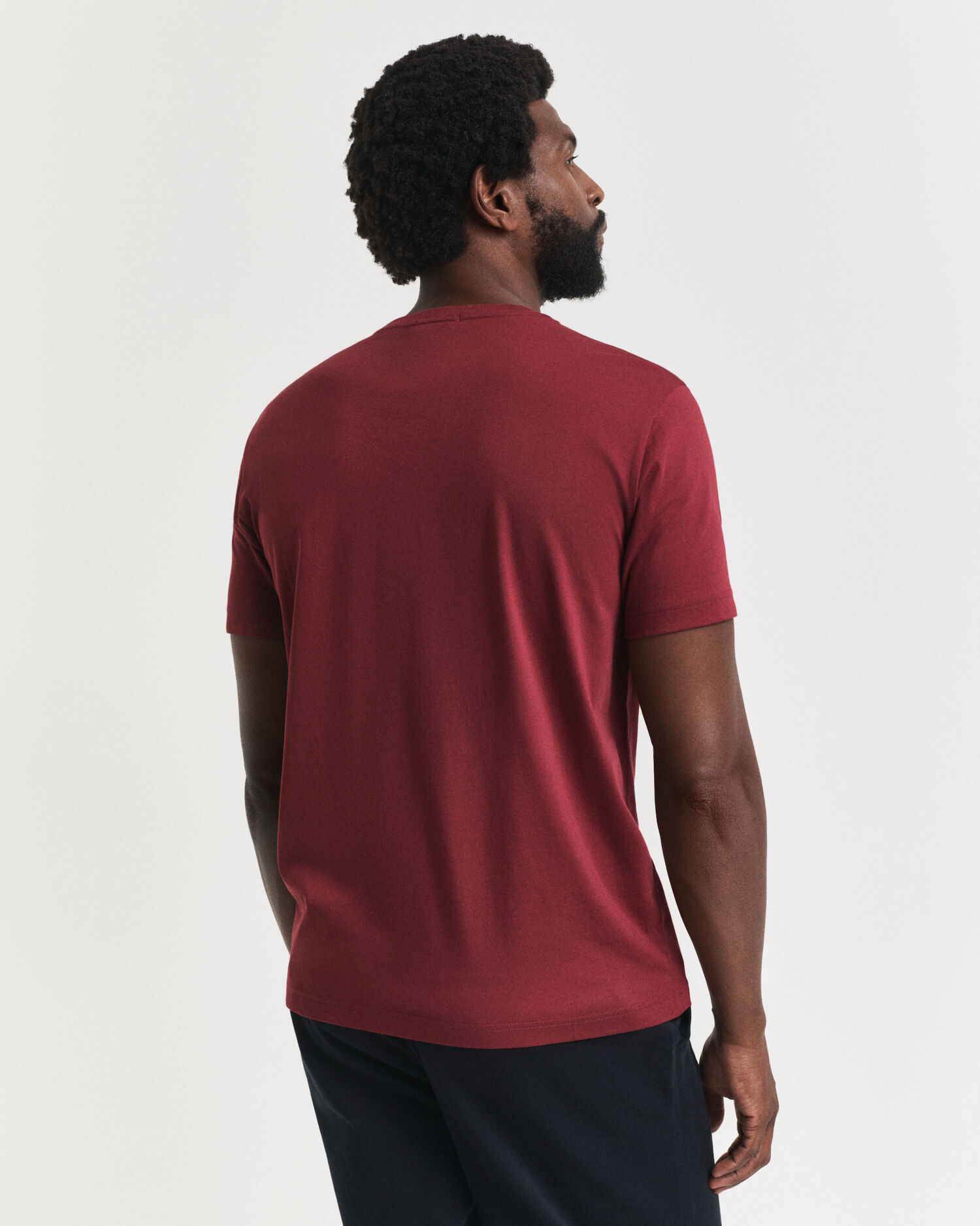 T-shirt coupe regular Shield