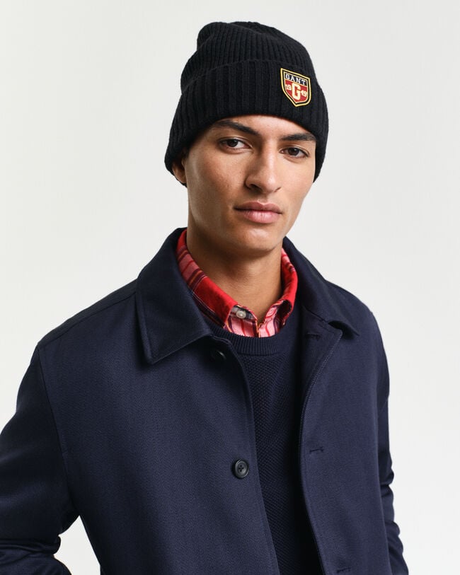 Woll Beanie mit Badge