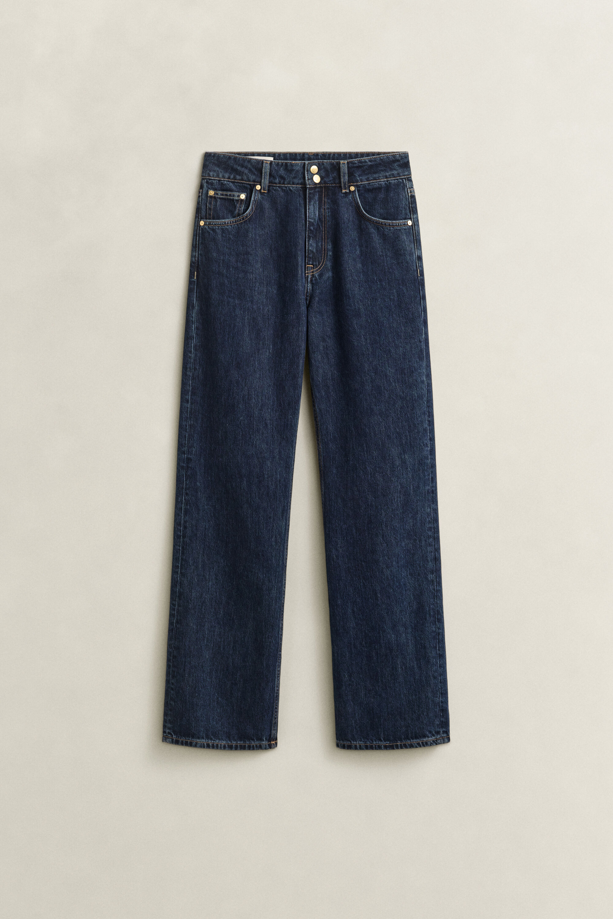 Relaxed Buttoned Jeans