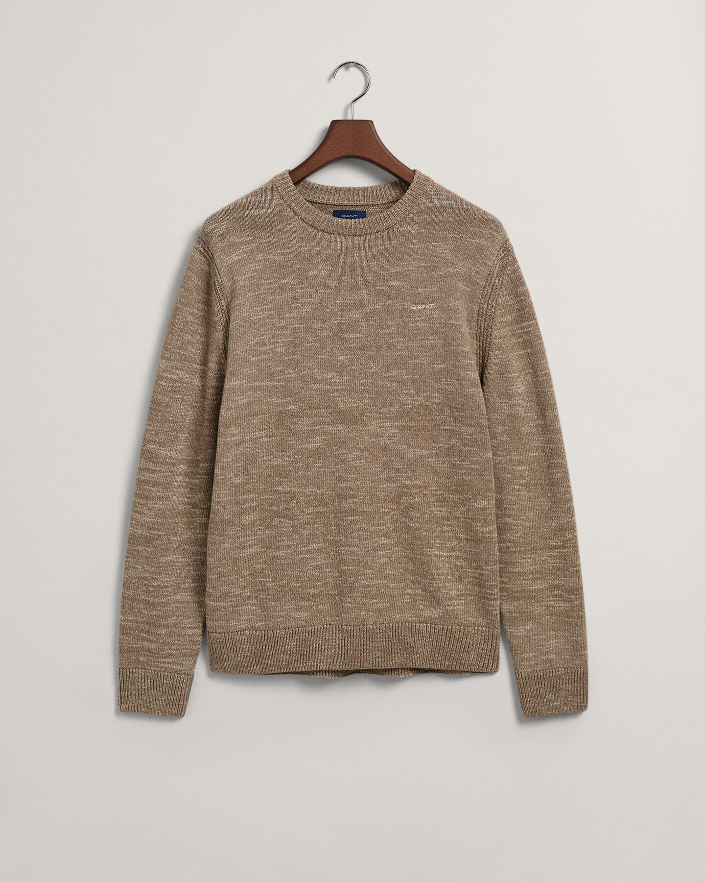 Rundhalspullover aus gedrehtem Garn