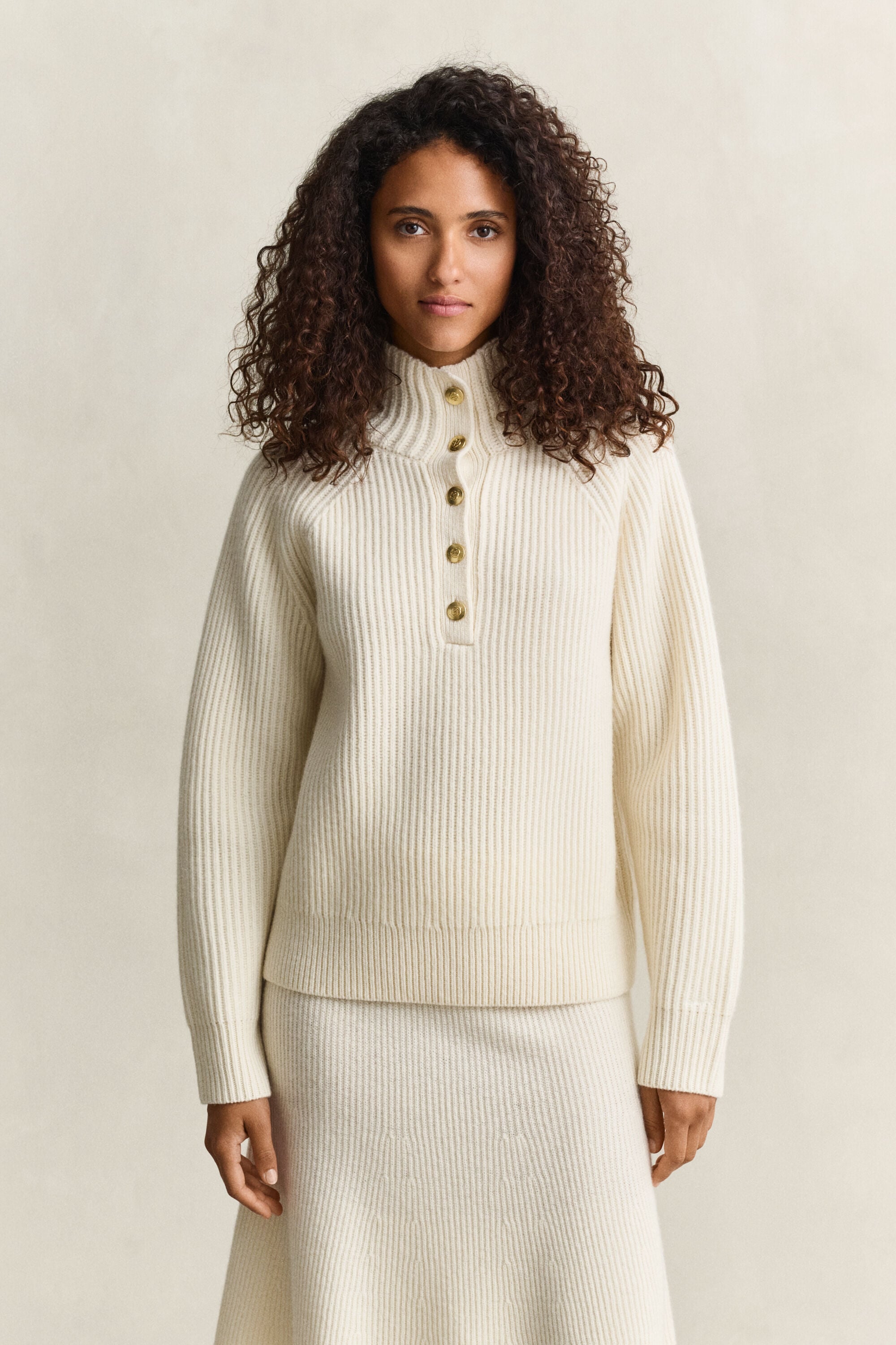 Pull en laine d’agneau boutonné