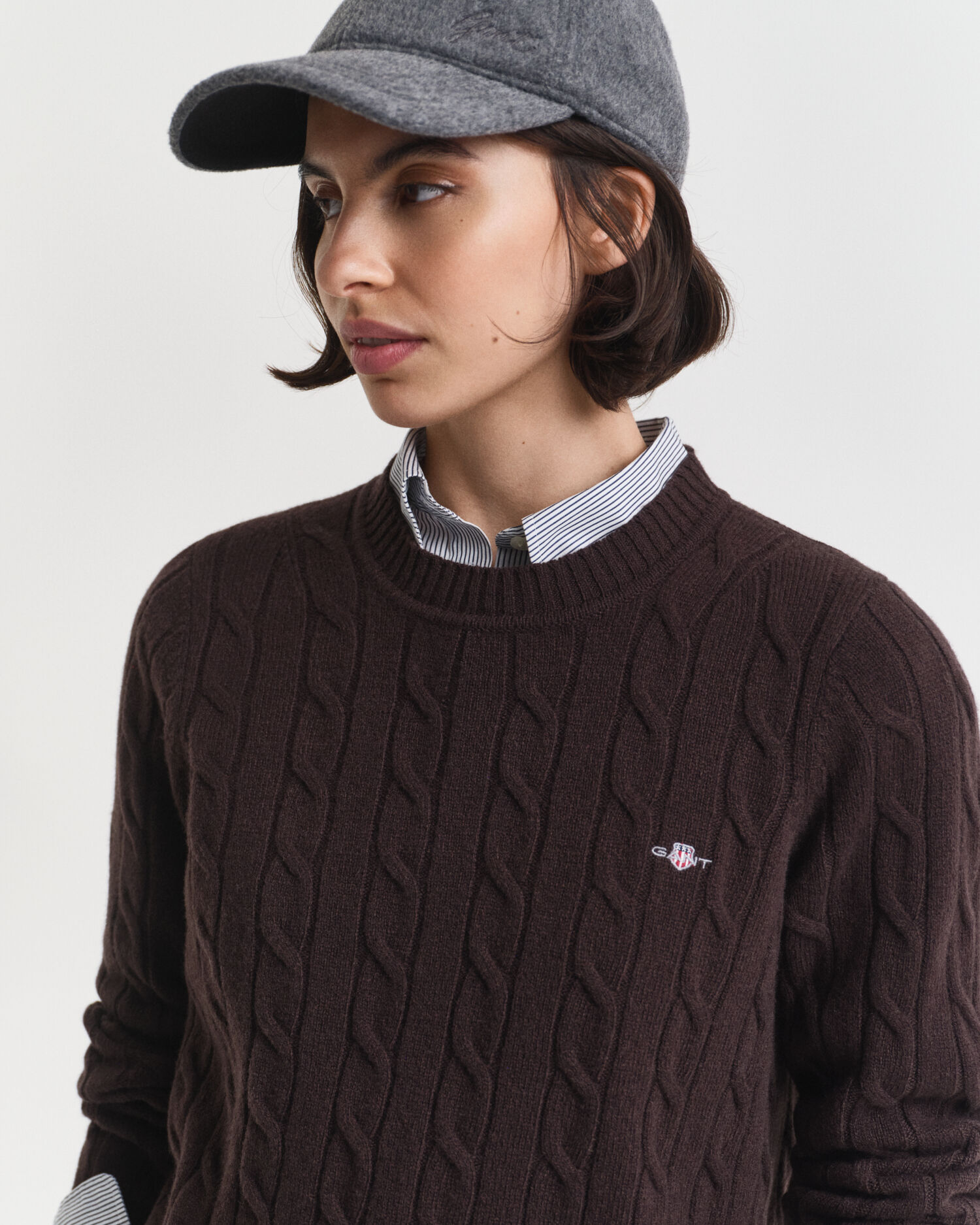 Lambswool Cable Knit Crew Neck Sweater