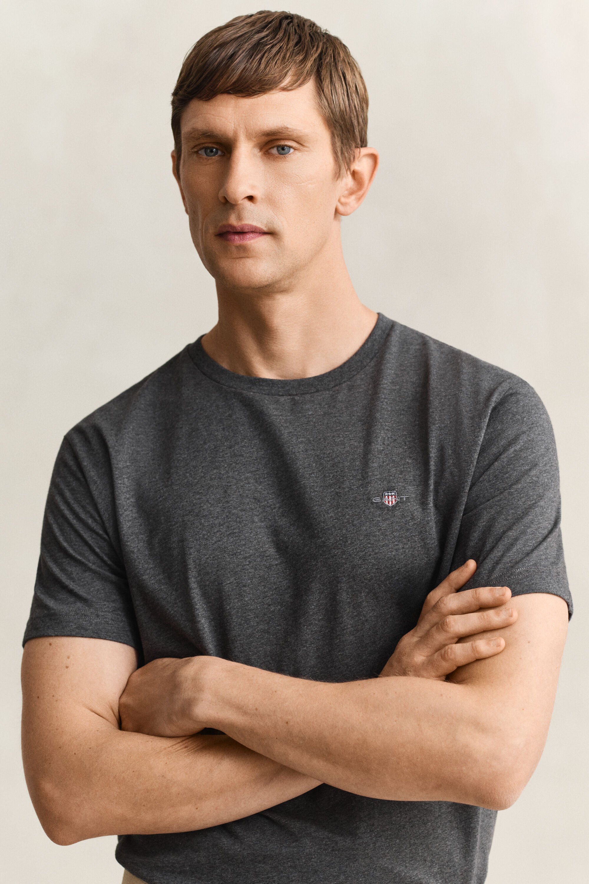 T-shirt coupe regular Shield