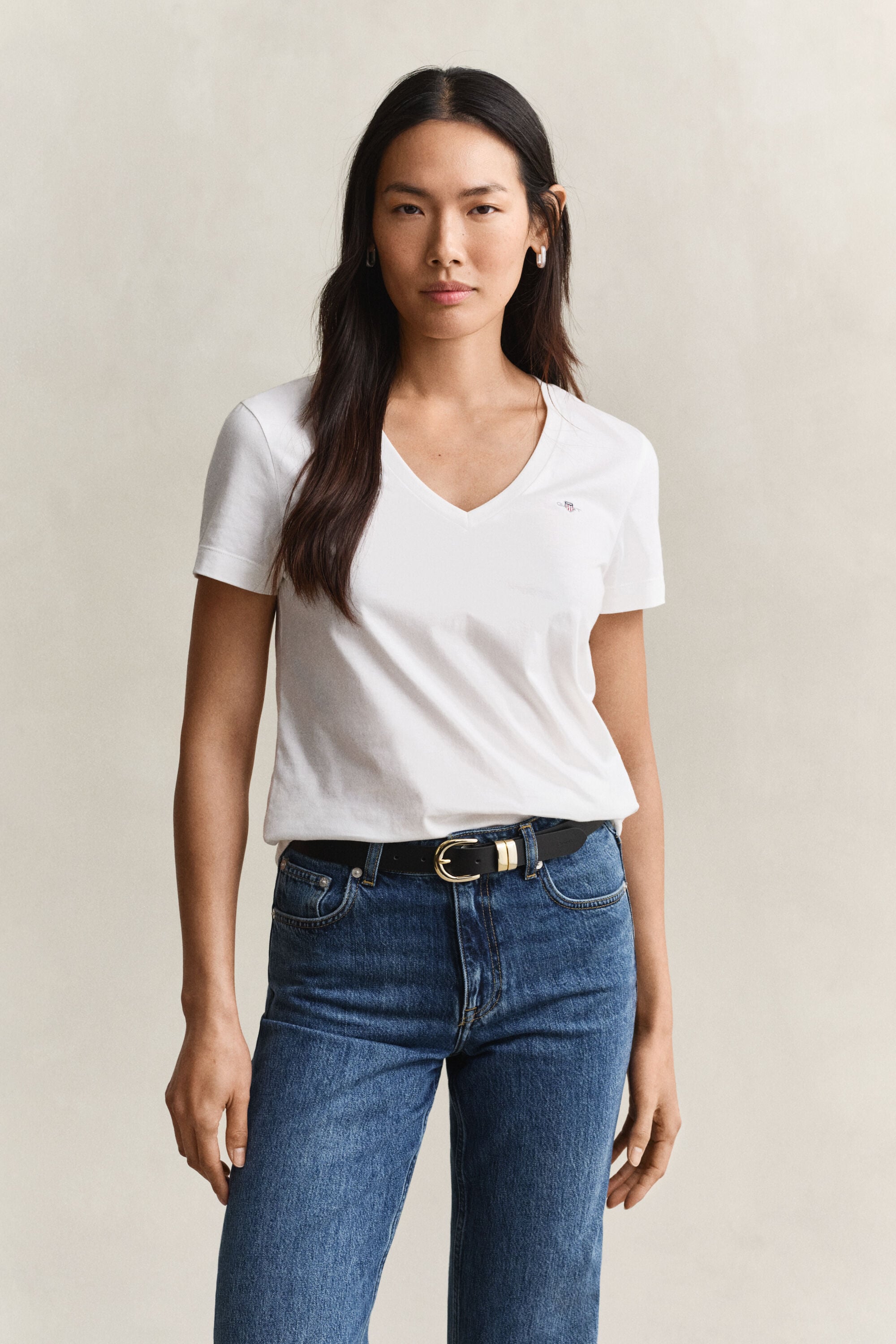 T-shirt Shield con scollo a V