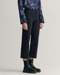 Verkürzte Color Jeans mit weitem Bein