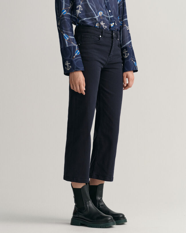 Verkürzte Color Jeans mit weitem Bein