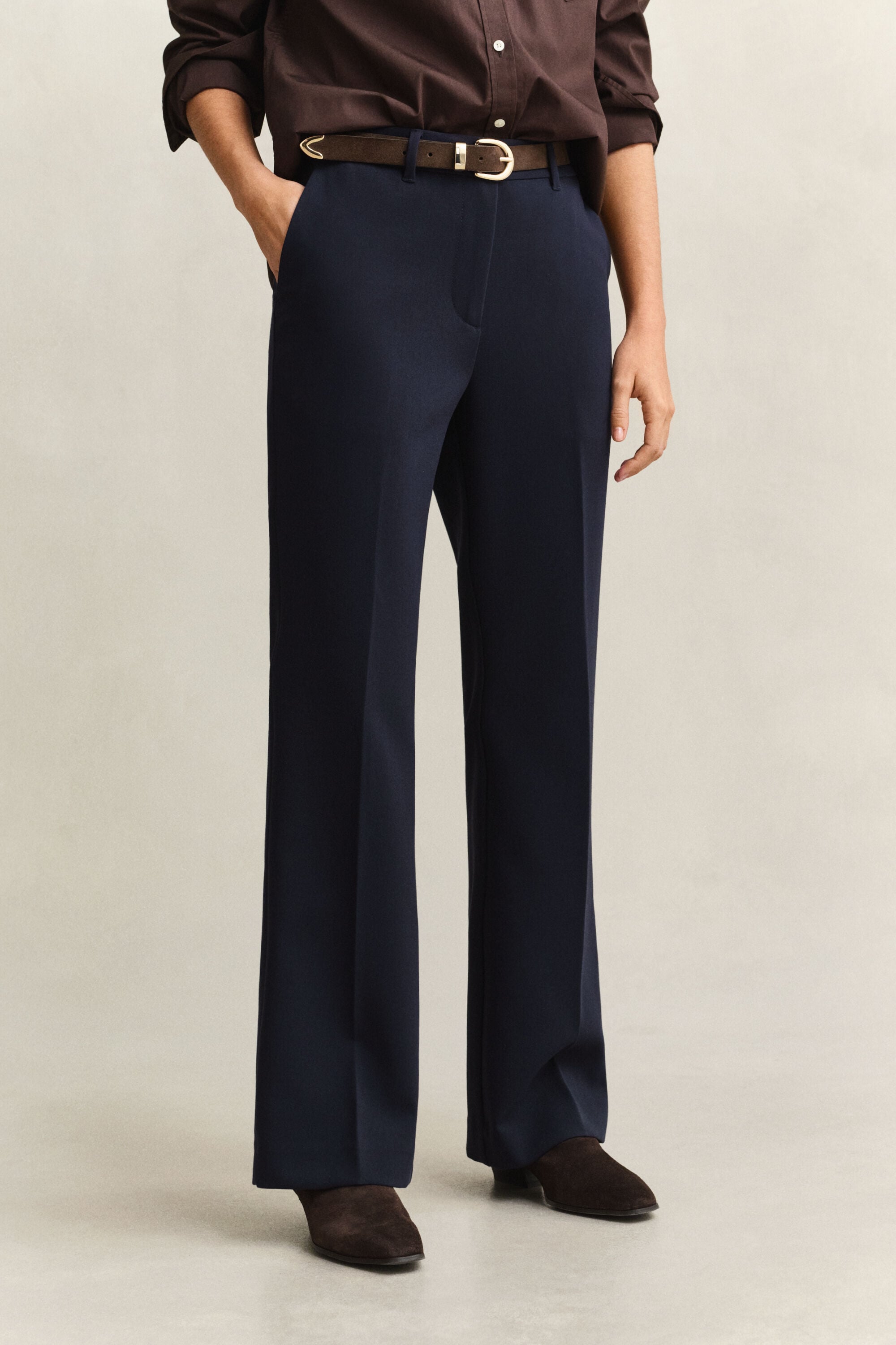 Ausgestelle Slim Fit Slacks