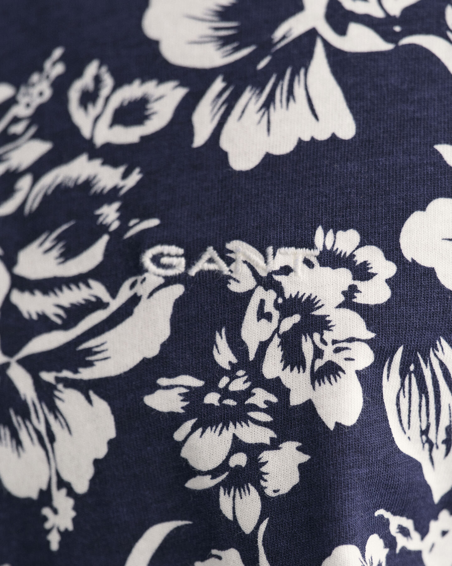 T-Shirt mit floralem Print