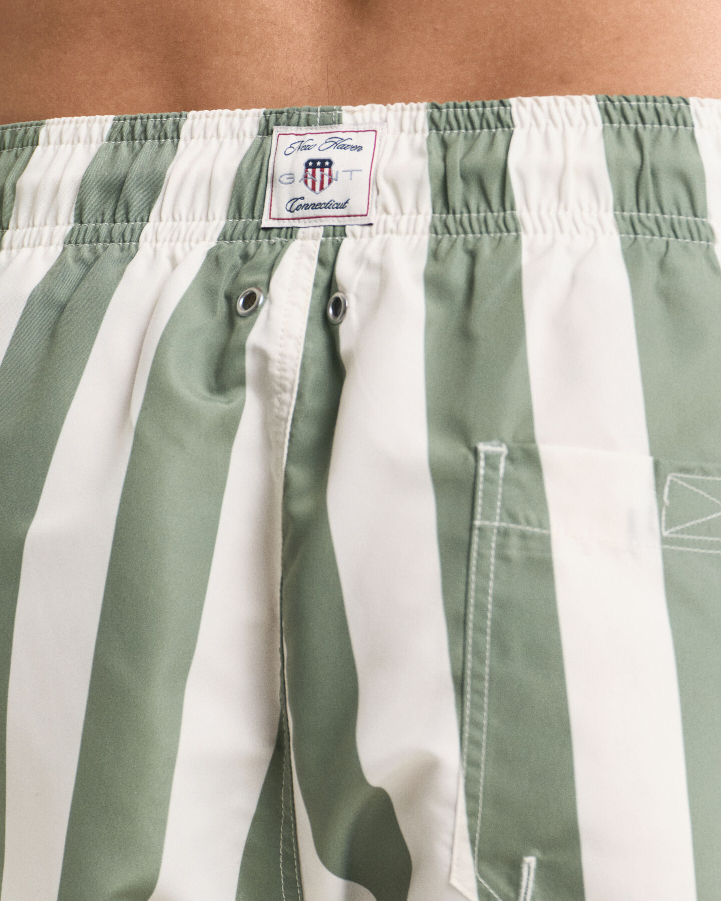 Badeshorts mit Blockstreifen