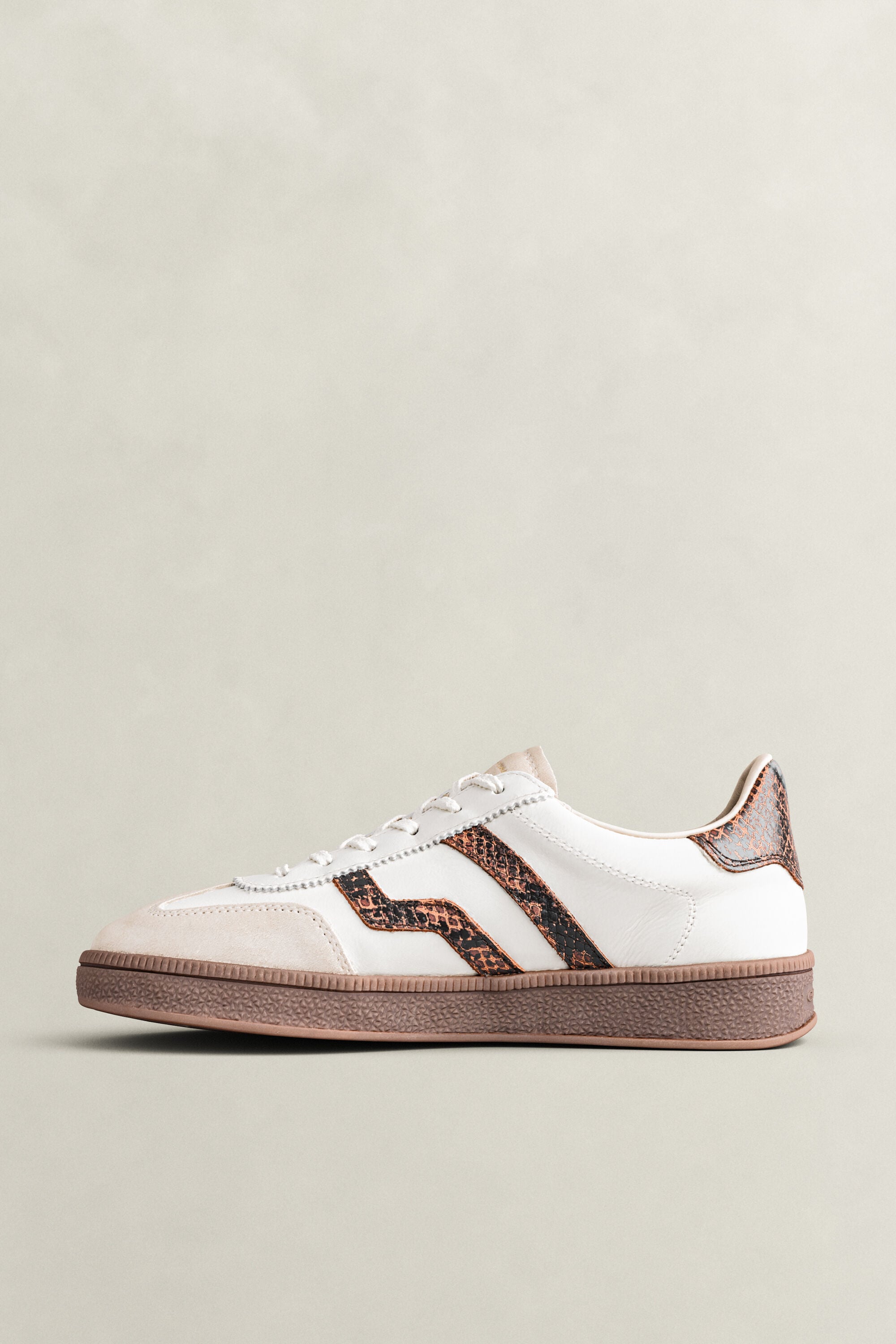 Baskets en daim et cuir Cuzima