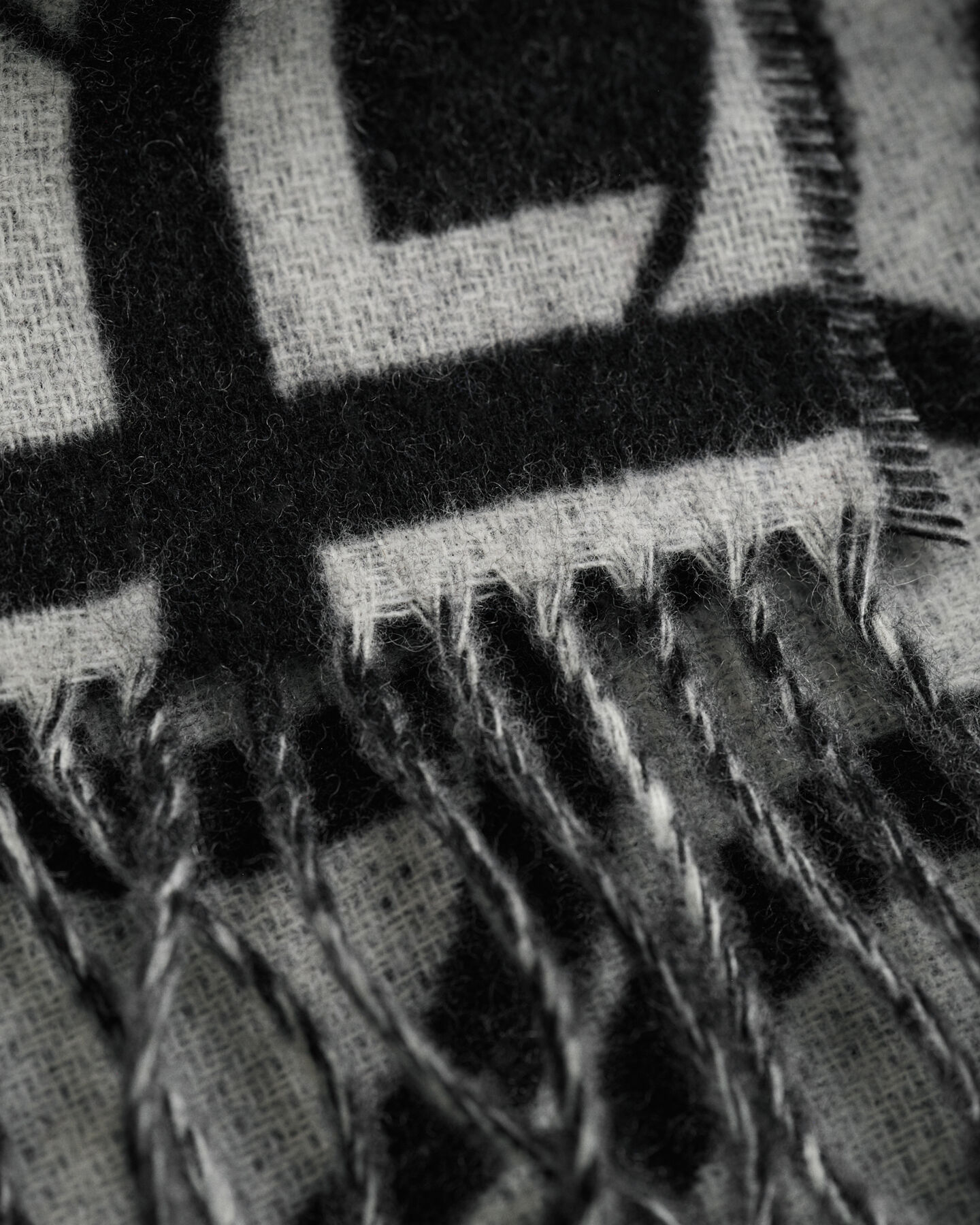 G Patterned Wollschal