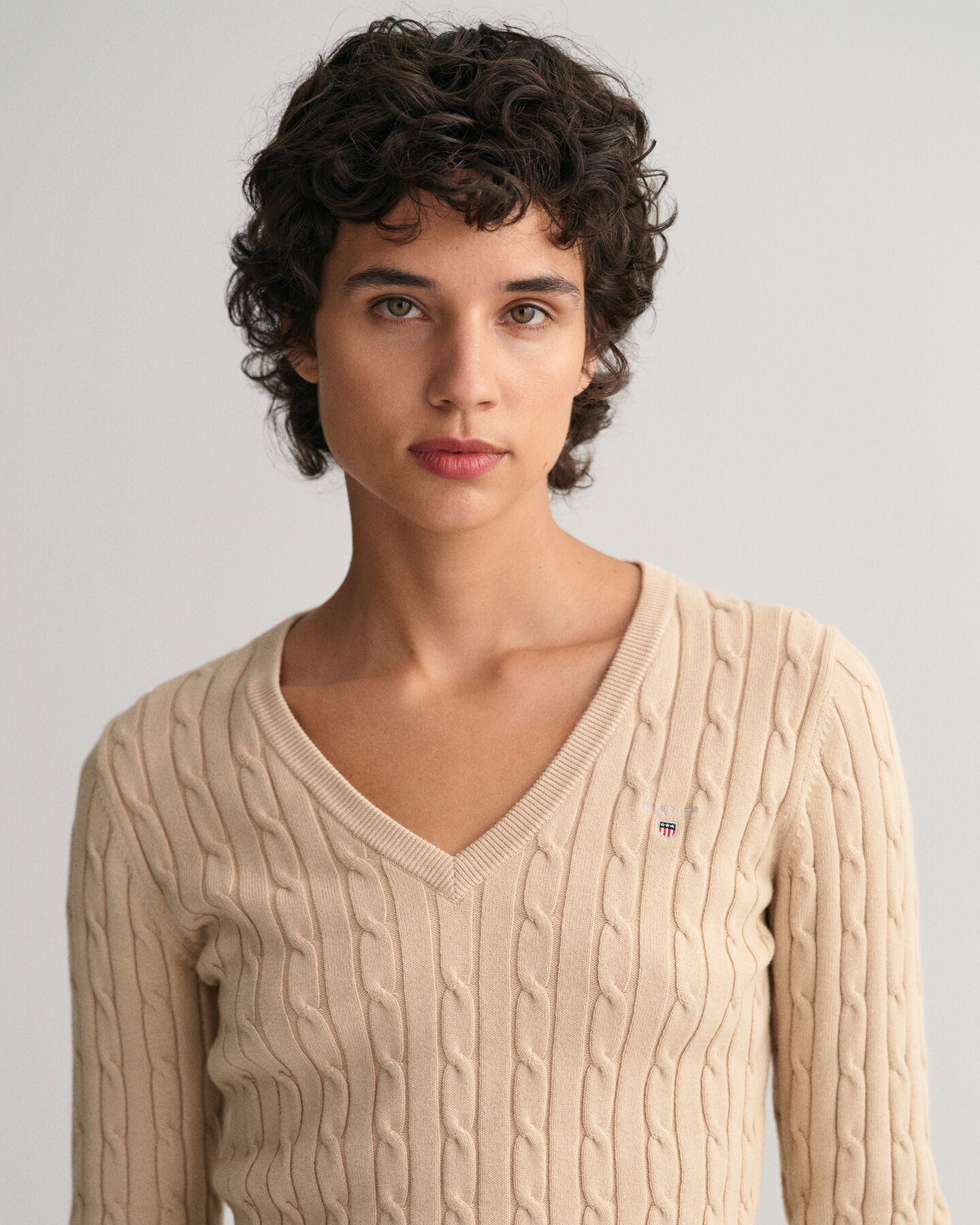 Zopfstrick V-Neck Pullover aus Stretch-Baumwolle