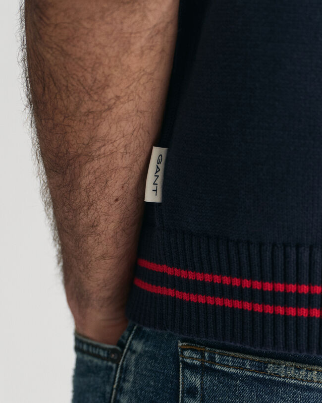 Pullunder mit V-Ausschnitt