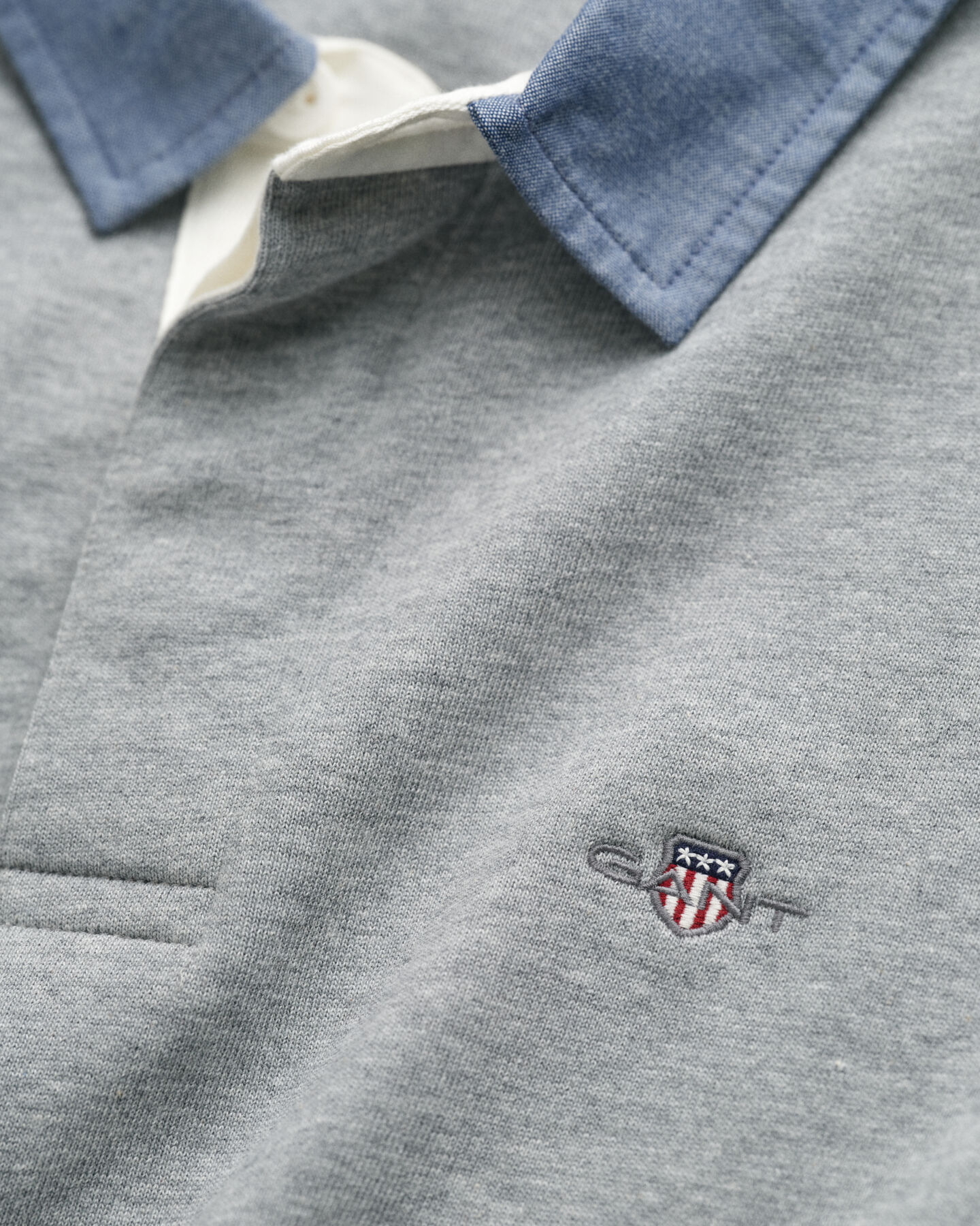 Heavy Rugger mit Chambray-Kragen