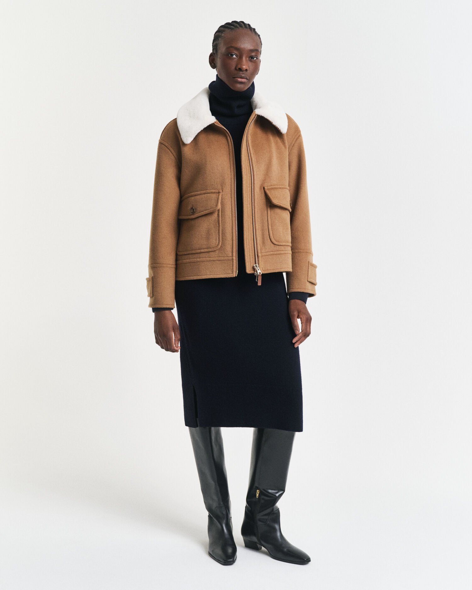 Abito a collo alto con dettagli in maglia