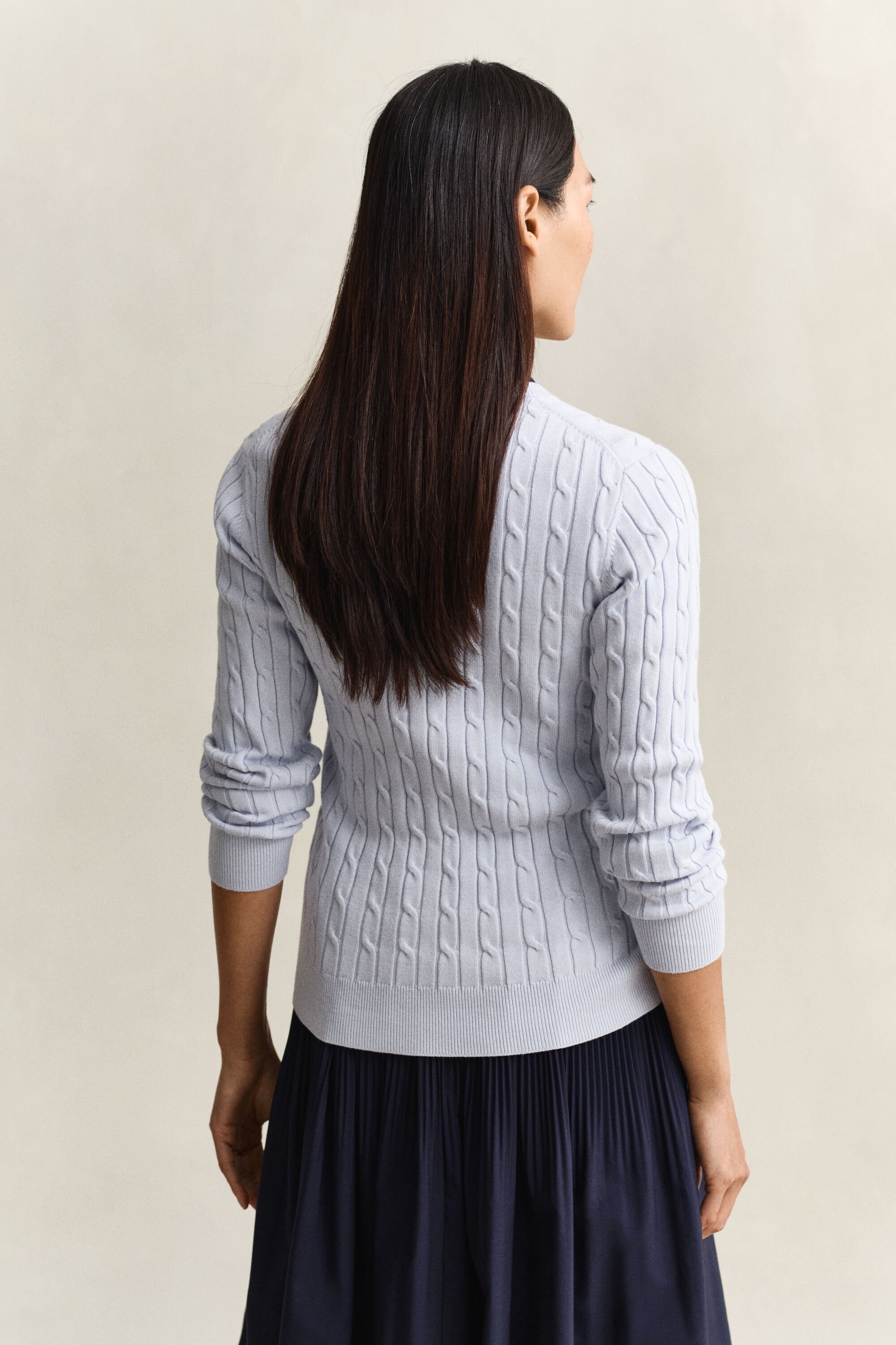 Cardigan in maglia con lavorazione a trecce
