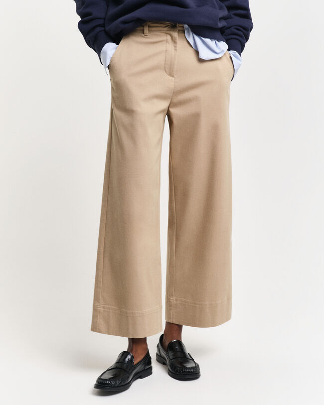 Verk&uuml;rzte Baumwollhose mit weitem Bein