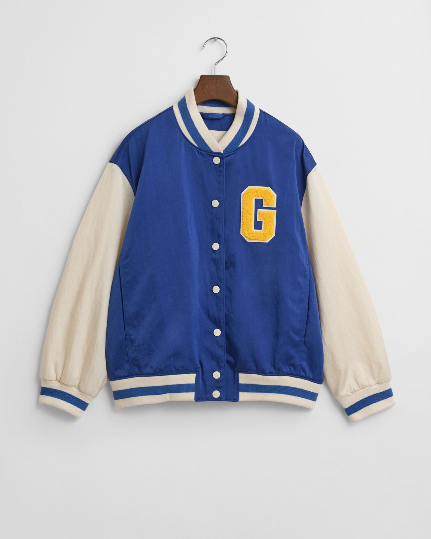 GANT Varsity Jacket aus Satin mit G-Badge