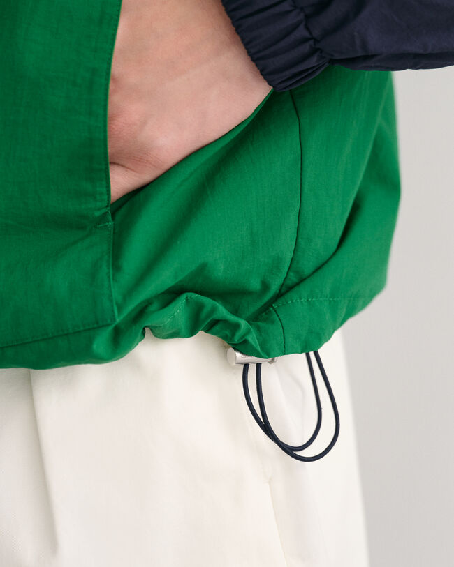 Anorak im Blockfarbendesign