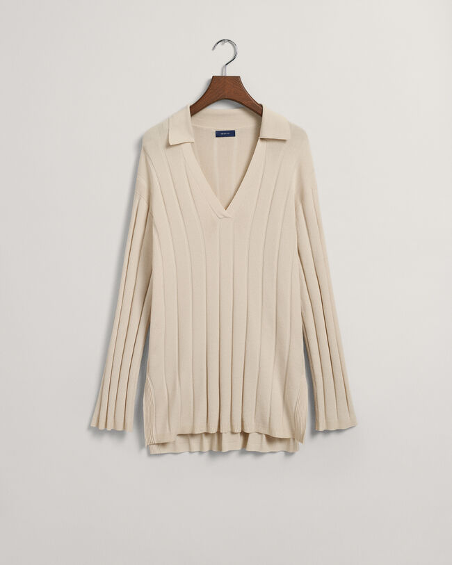 Rippstrickpullover mit offenem Kragen