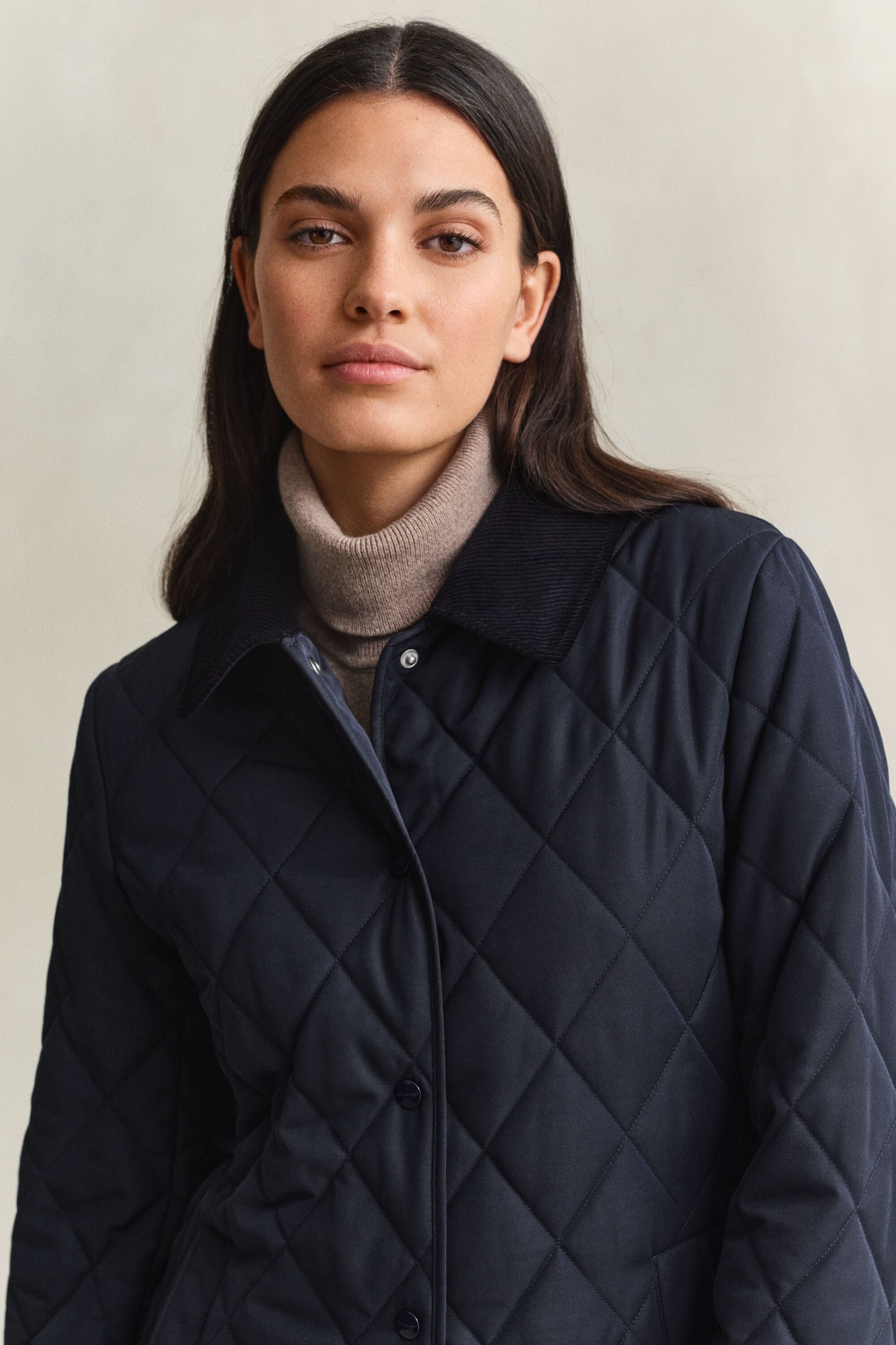 Taillierte Steppjacke