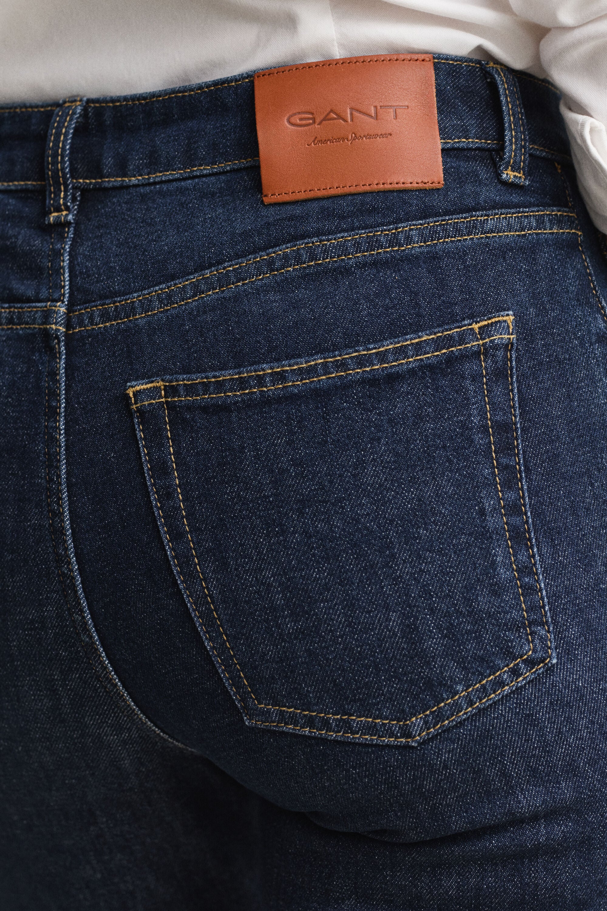 Stretch-Jeans mit geradem Bein