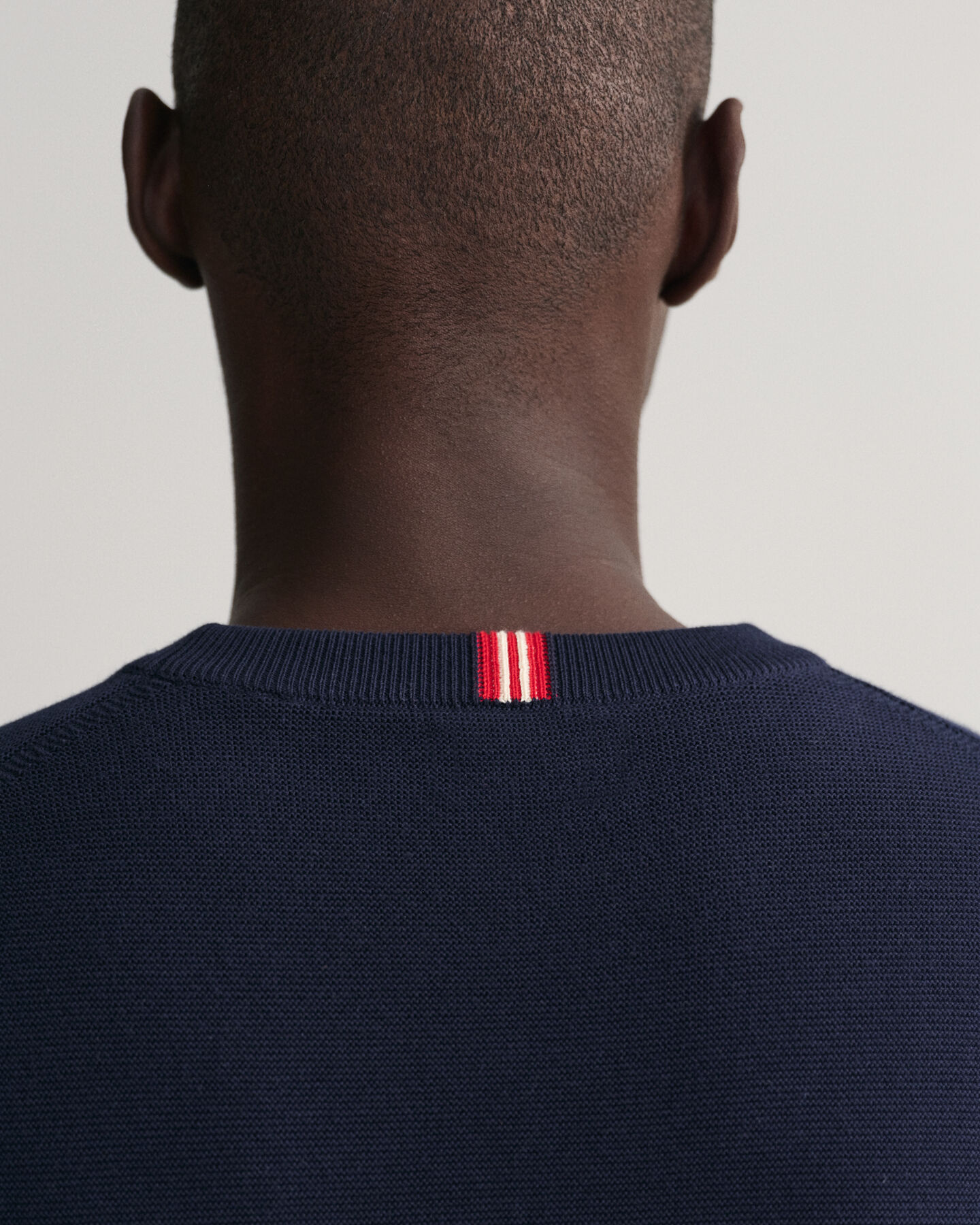 Rundhalspullover mit dezenter Struktur