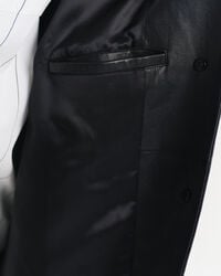 Kurzmantel aus Leder