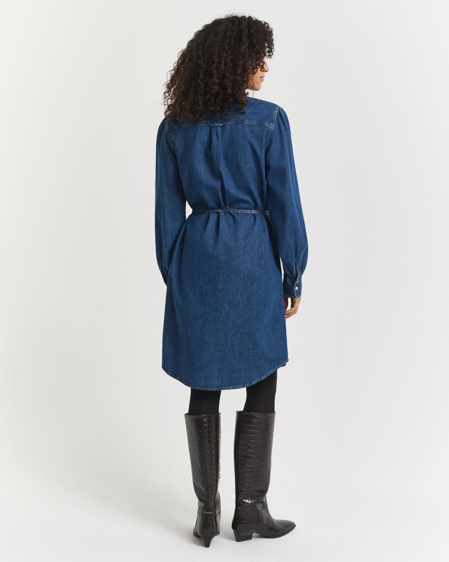 Robe en denim à manches bouffantes