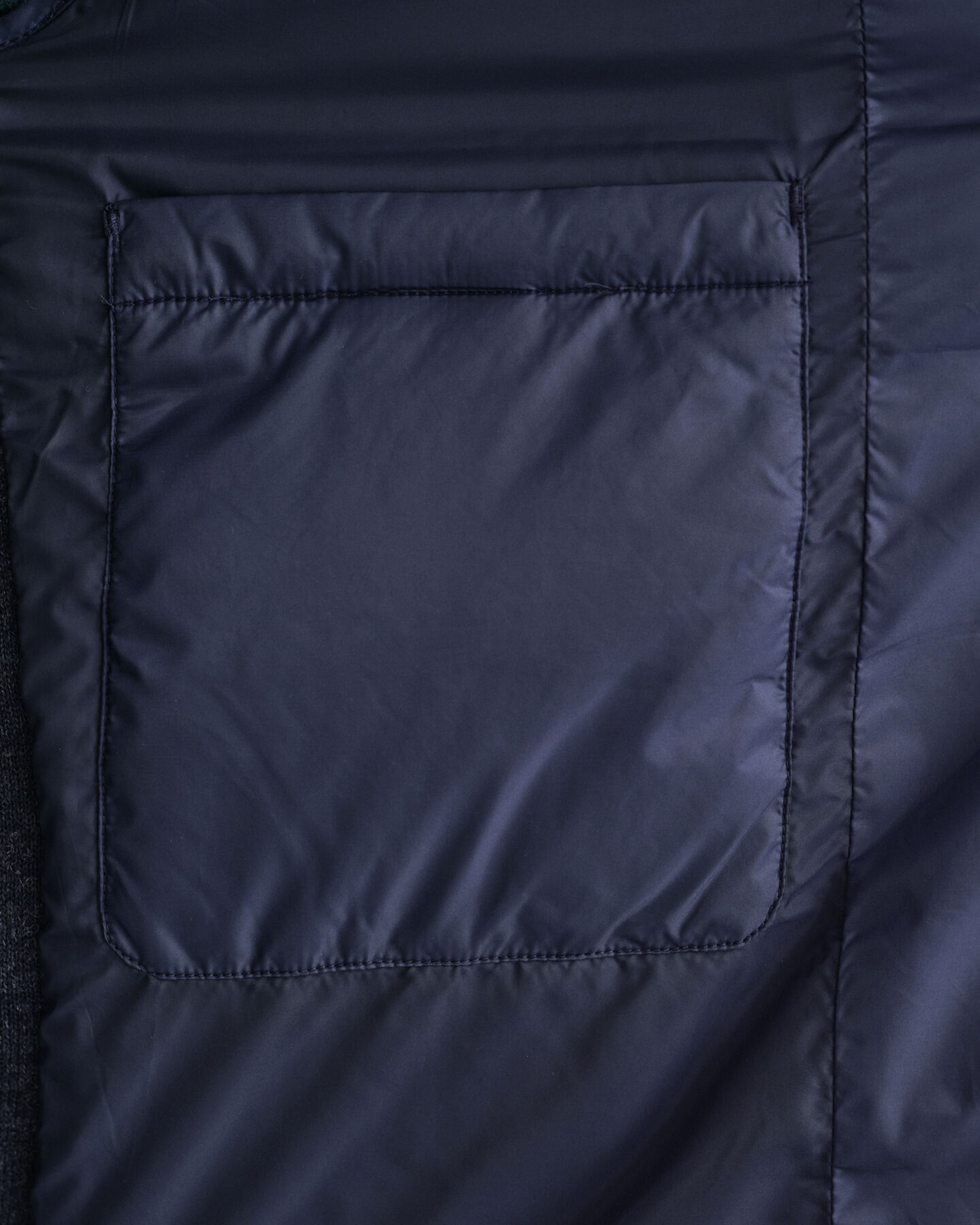 Leicht wattierte Mixed Media Weste