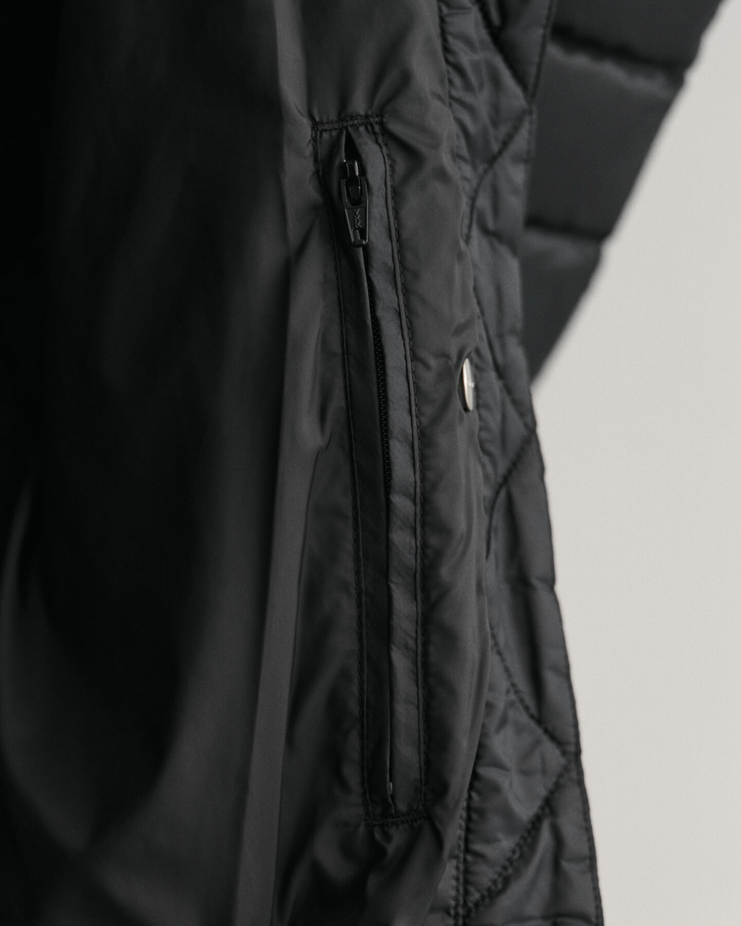 Leichter Daunenmantel