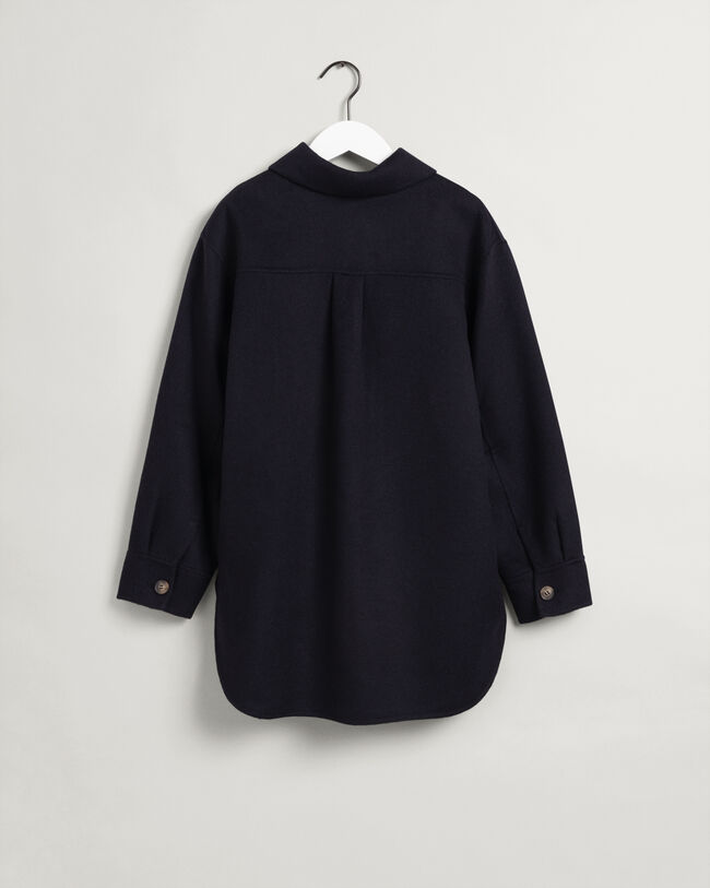 Handbestickte Hemdjacke