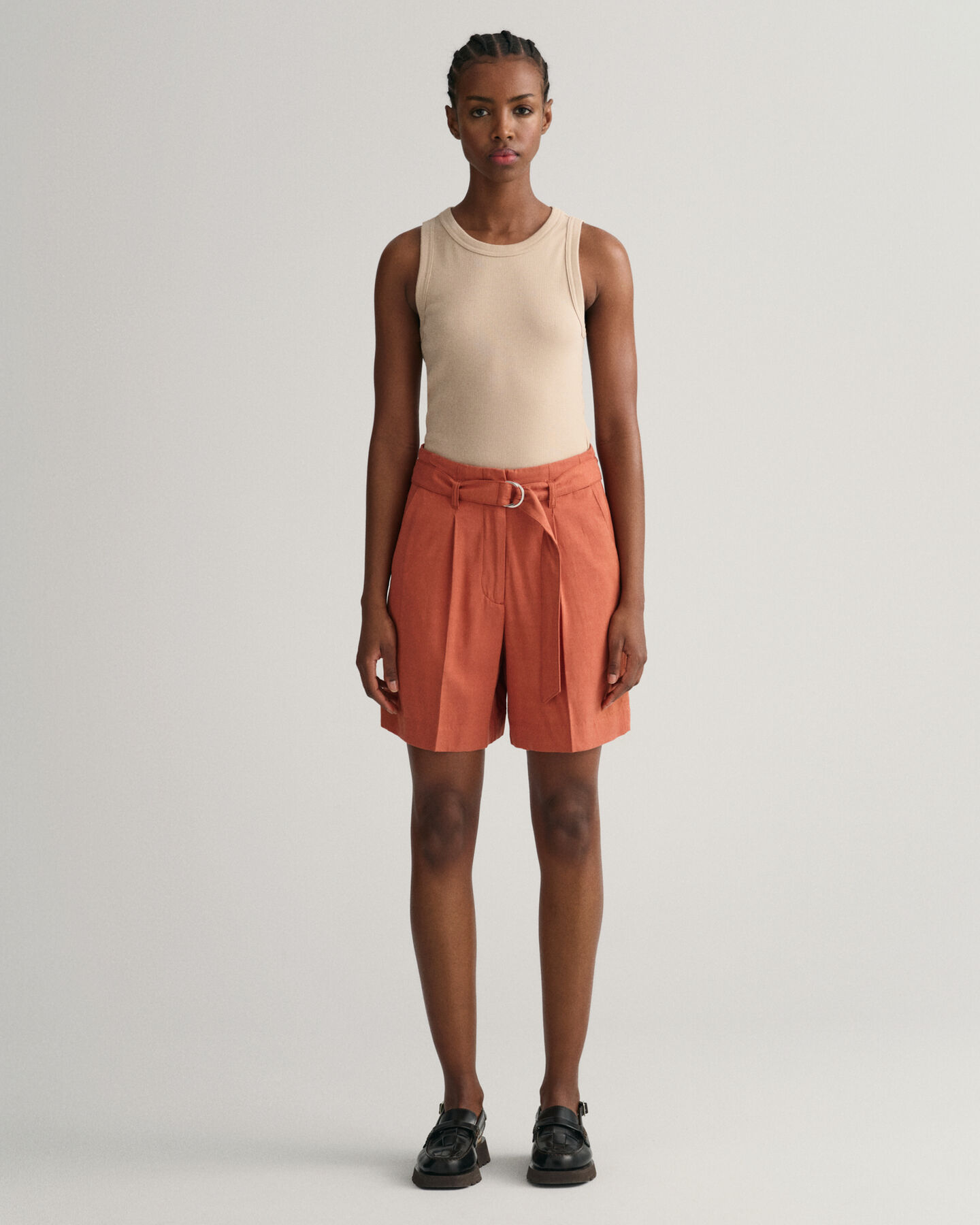Relaxed Fit Shorts mit G&uuml;rtel