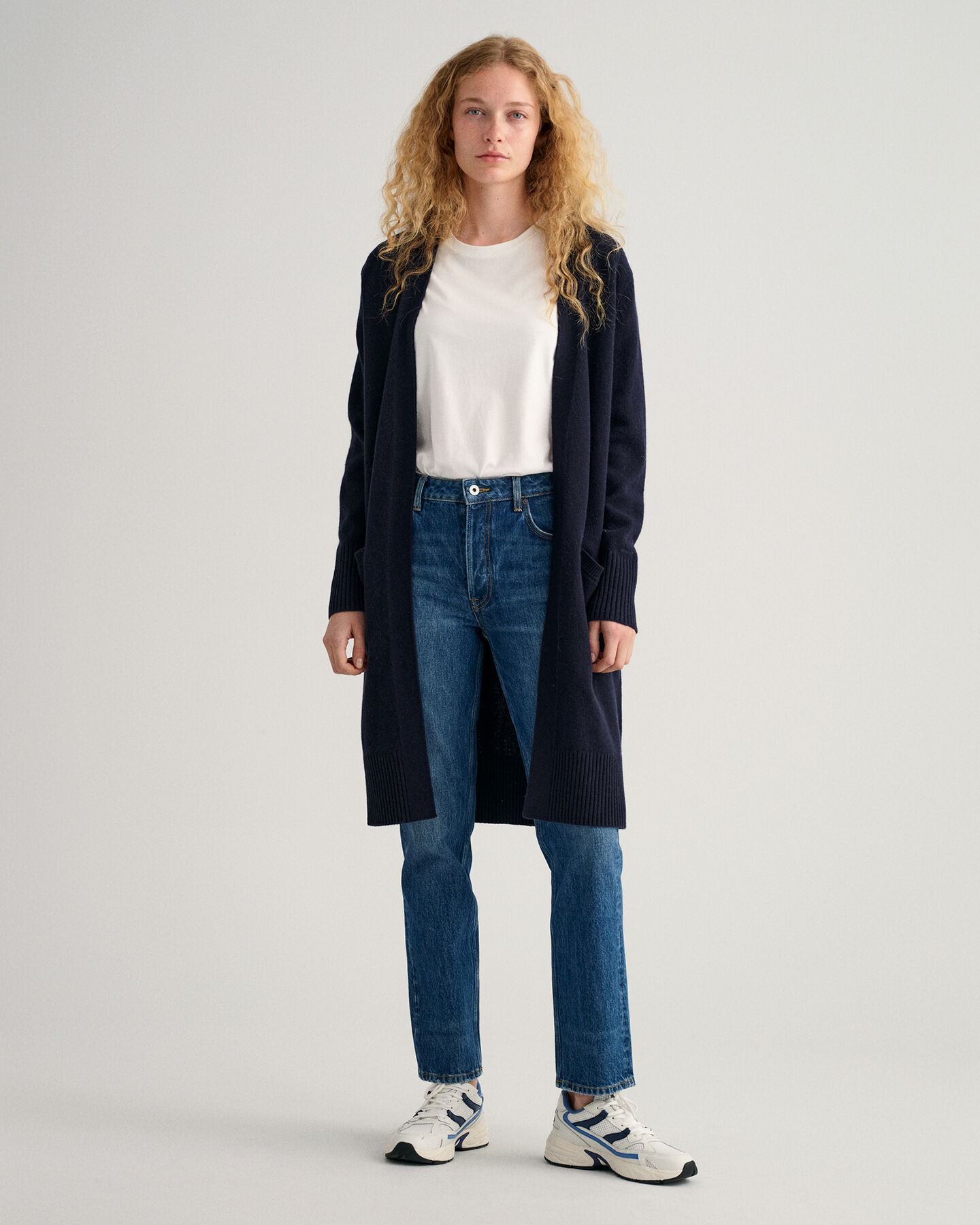 Lange Wollstrickjacke