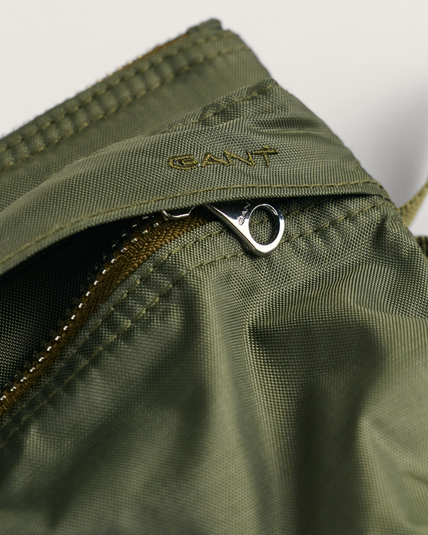 Nylon Reisepasstasche