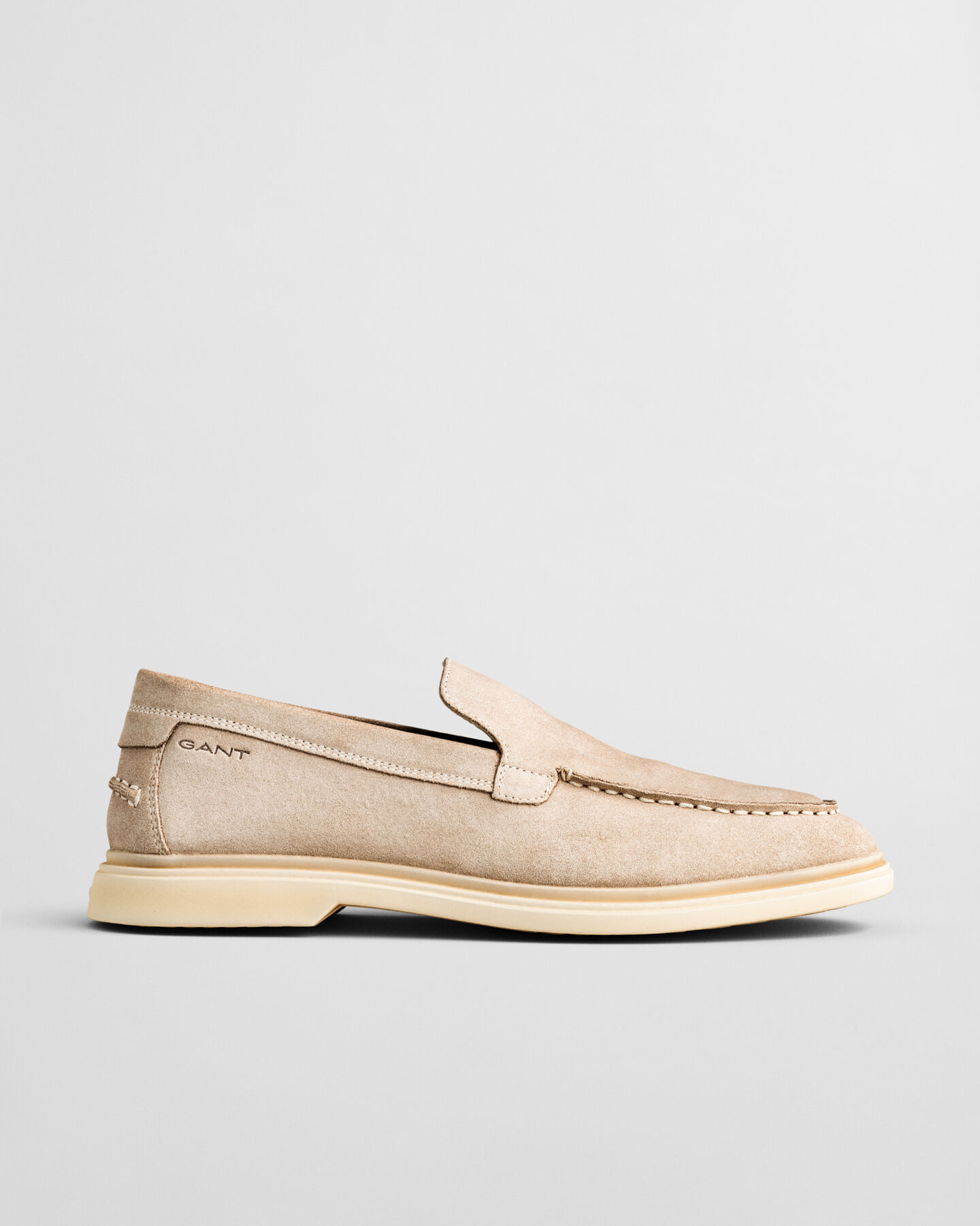 Boery Loafer aus Veloursleder