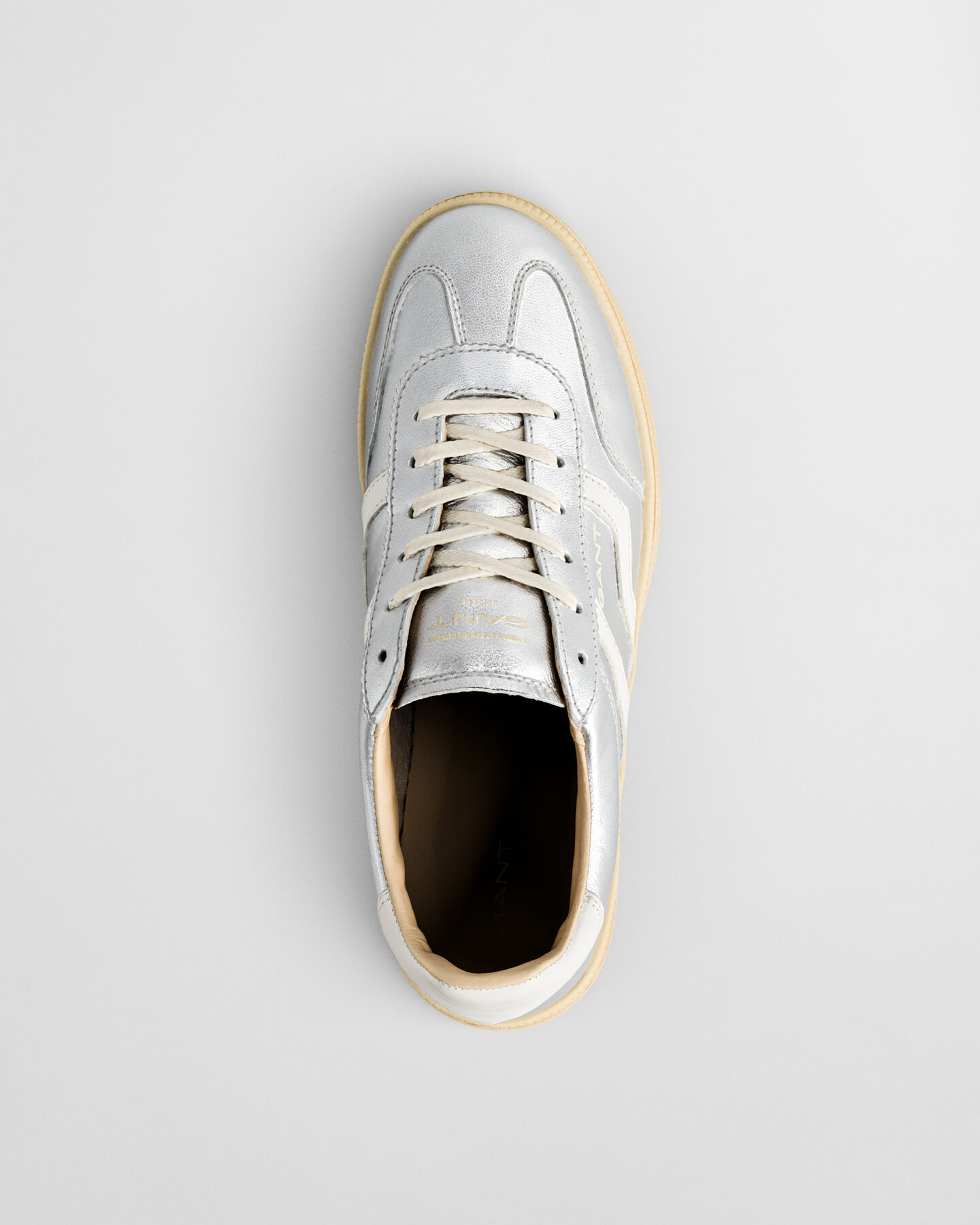 Cuzima Sneaker aus Metallic-Leder