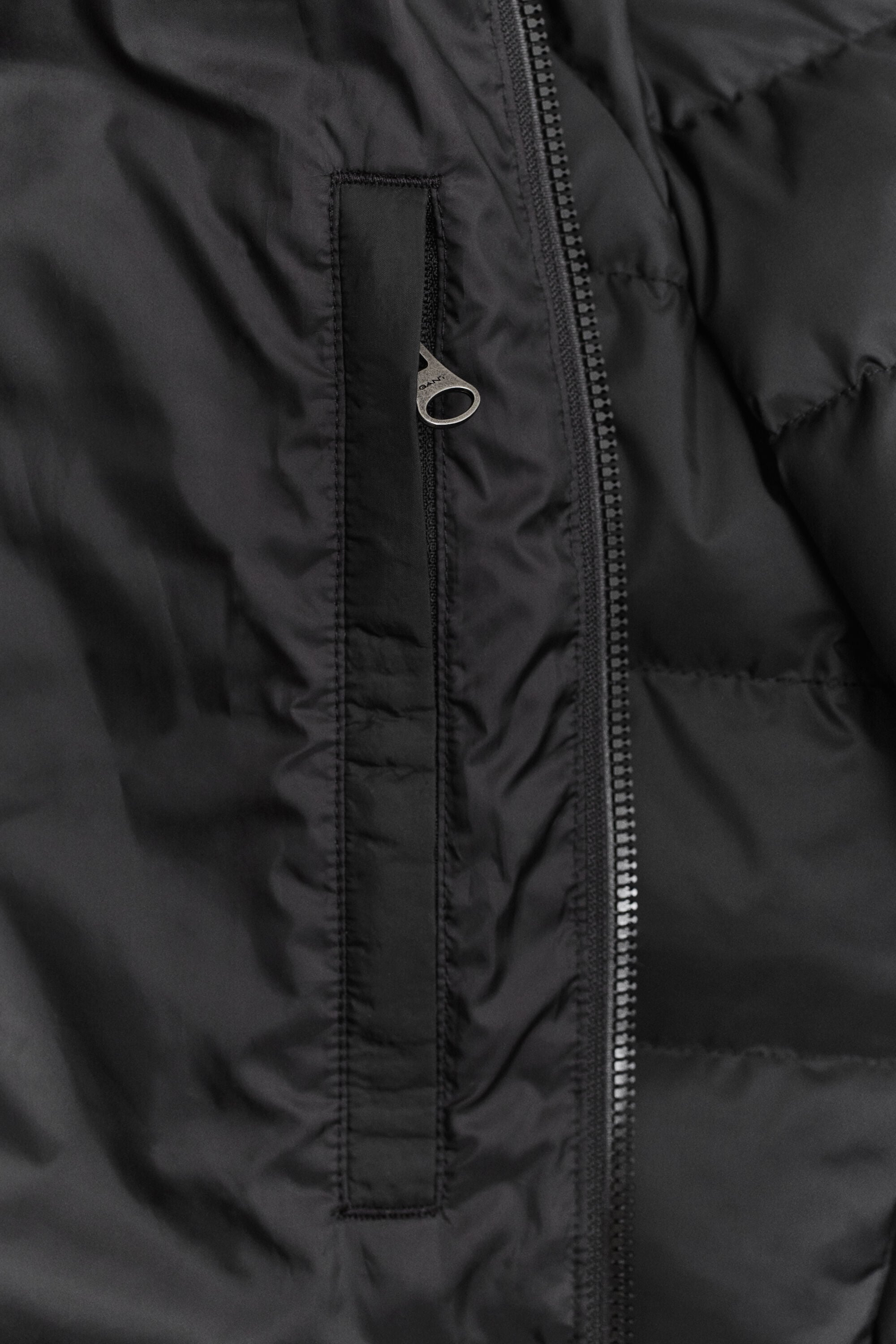 Leichte Daunenjacke