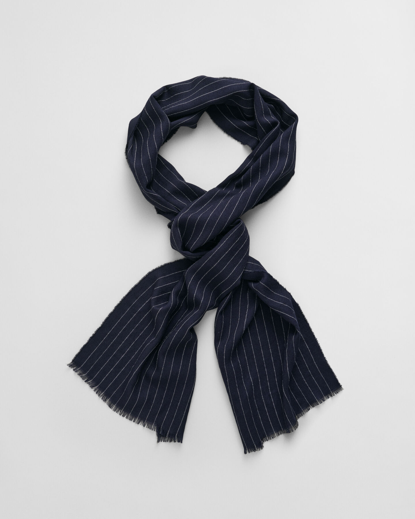 Pinstripe Schal aus extrafeiner Merinowolle