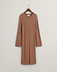 Strukturiertes Strickkleid