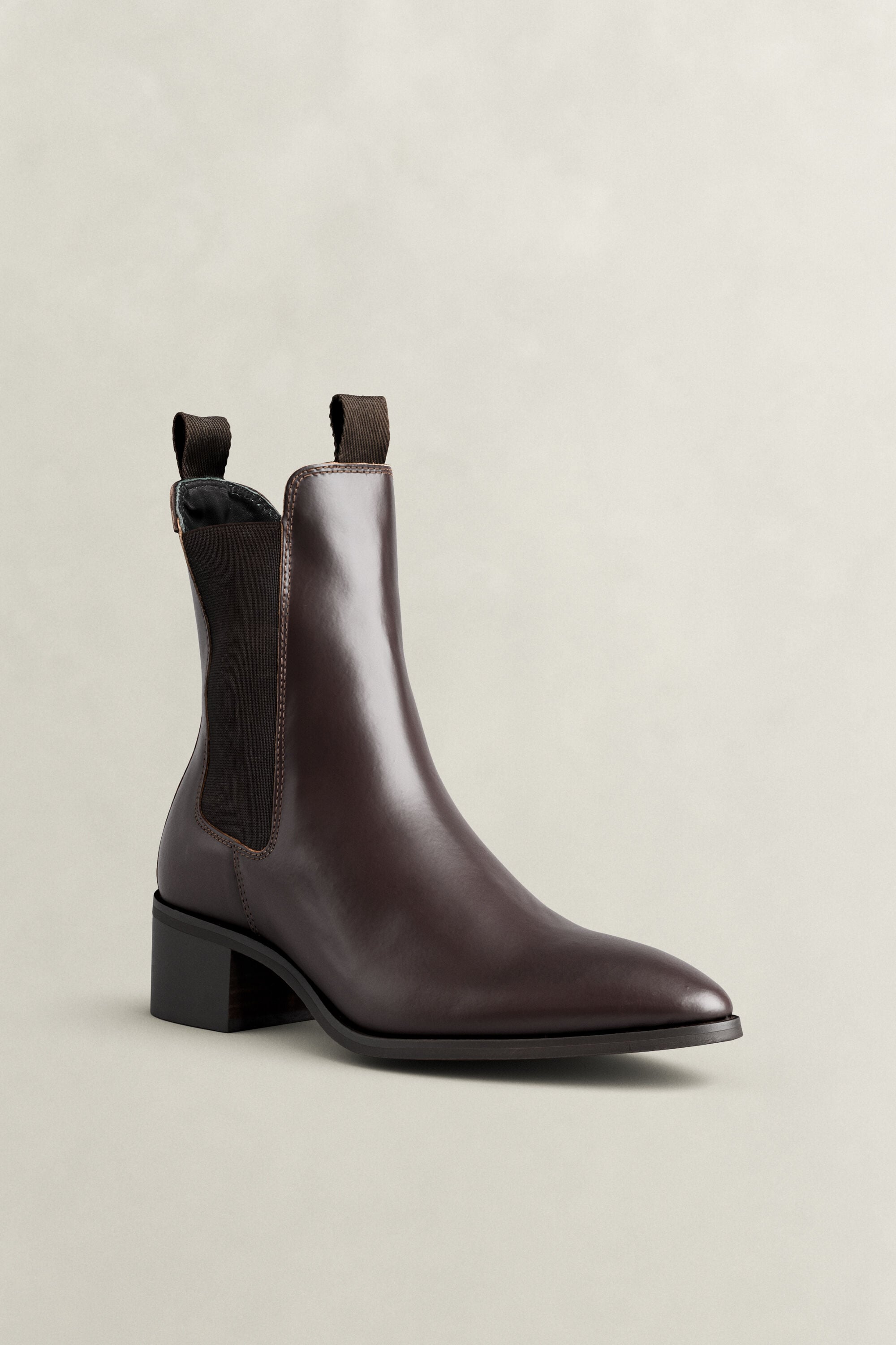 St Broomly Leather Chelsea Boots