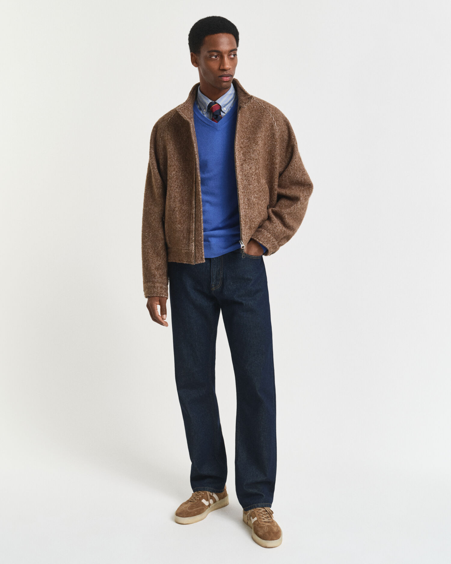 Maglia con scollo a V in finissima lana d’agnello