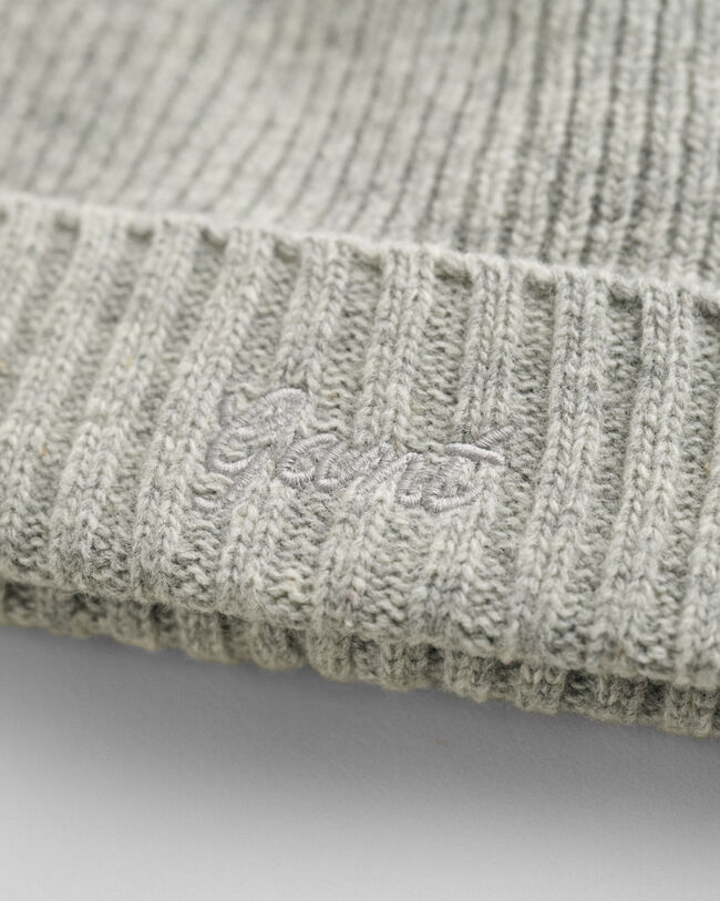 Script Graphic Beanie und Schal im Geschenkset