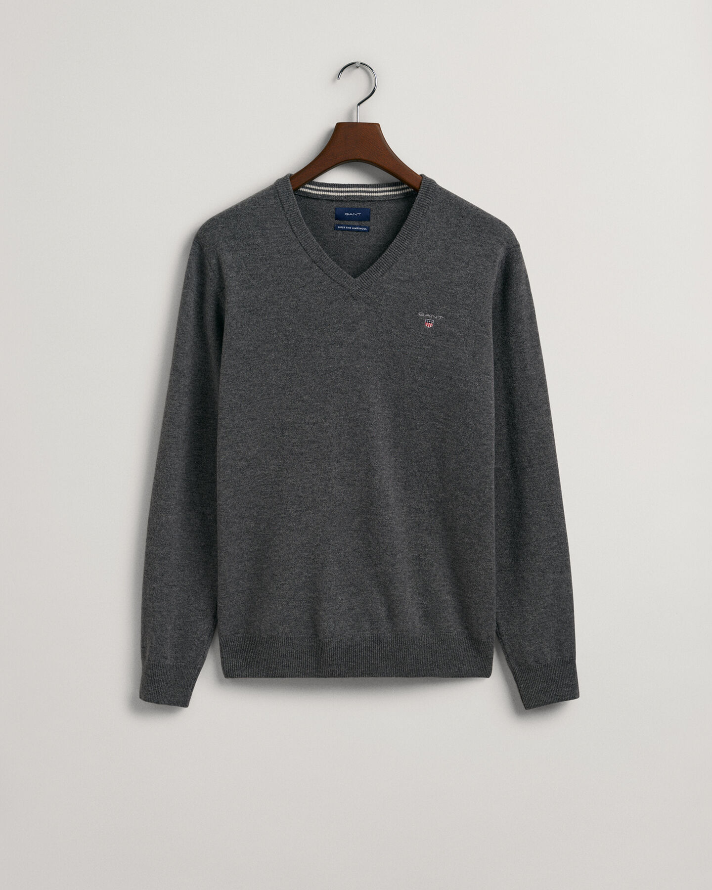 V-Neck Pullover aus Super Fine Lambswool