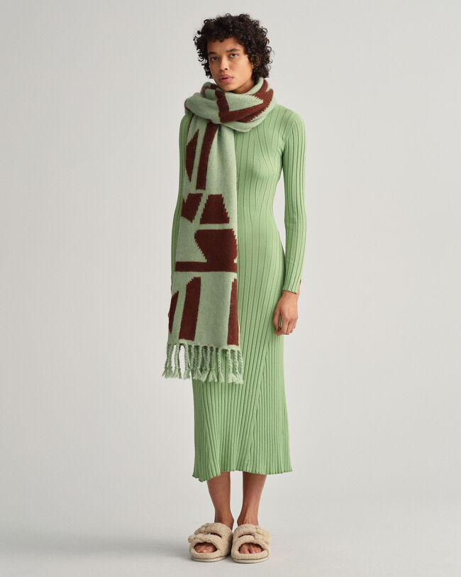 Geripptes Rundhalskleid